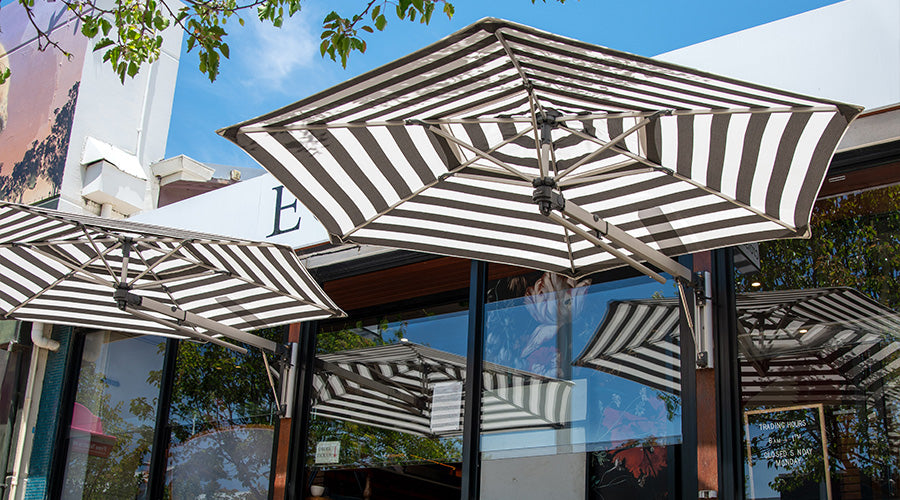 ||||Egberts Café sun umbrella