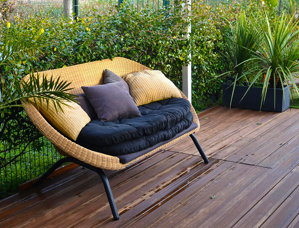 garden couch|||